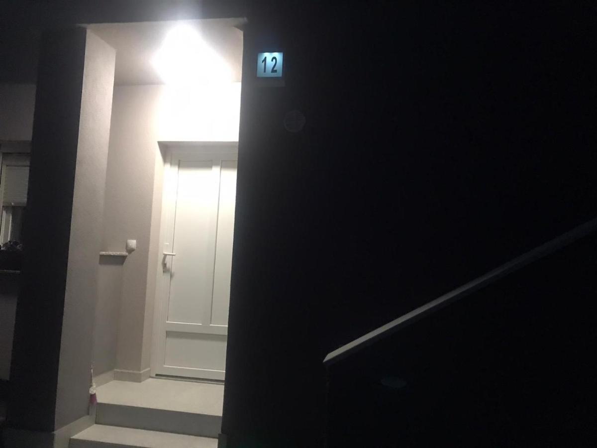 Apartman Petra 1 Vir Εξωτερικό φωτογραφία