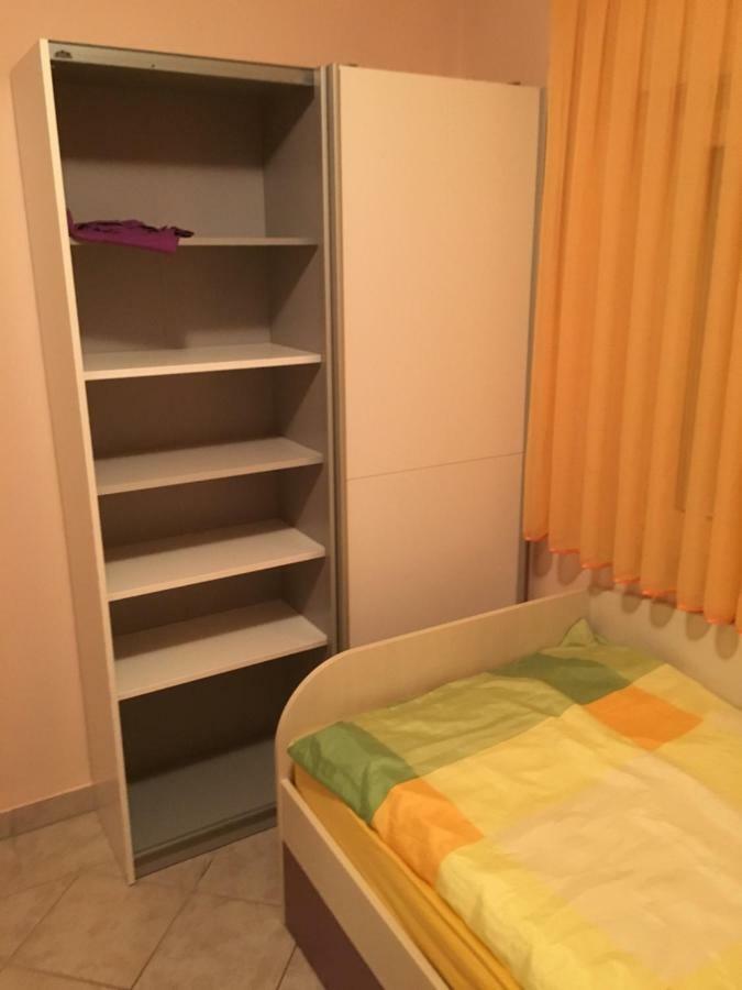 Apartman Petra 1 Vir Εξωτερικό φωτογραφία