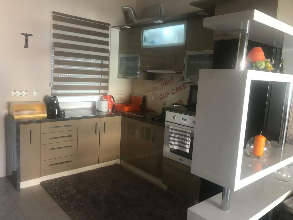 Apartman Petra 1 Vir Εξωτερικό φωτογραφία