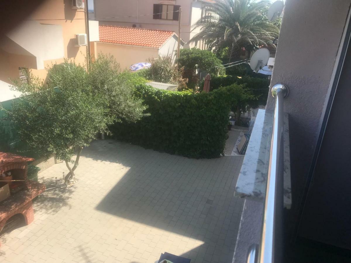 Apartman Petra 1 Vir Εξωτερικό φωτογραφία