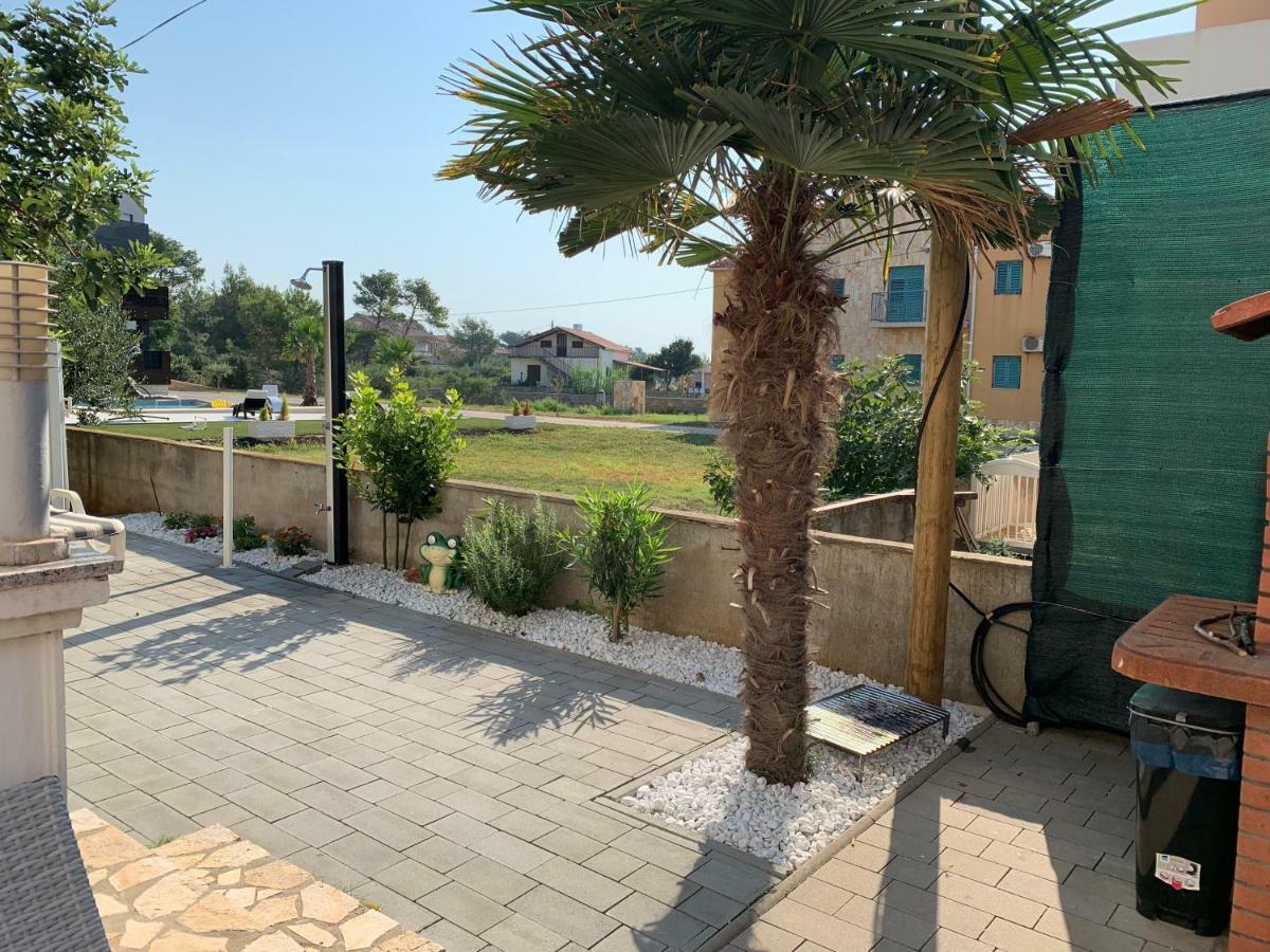 Apartman Petra 1 Vir Εξωτερικό φωτογραφία