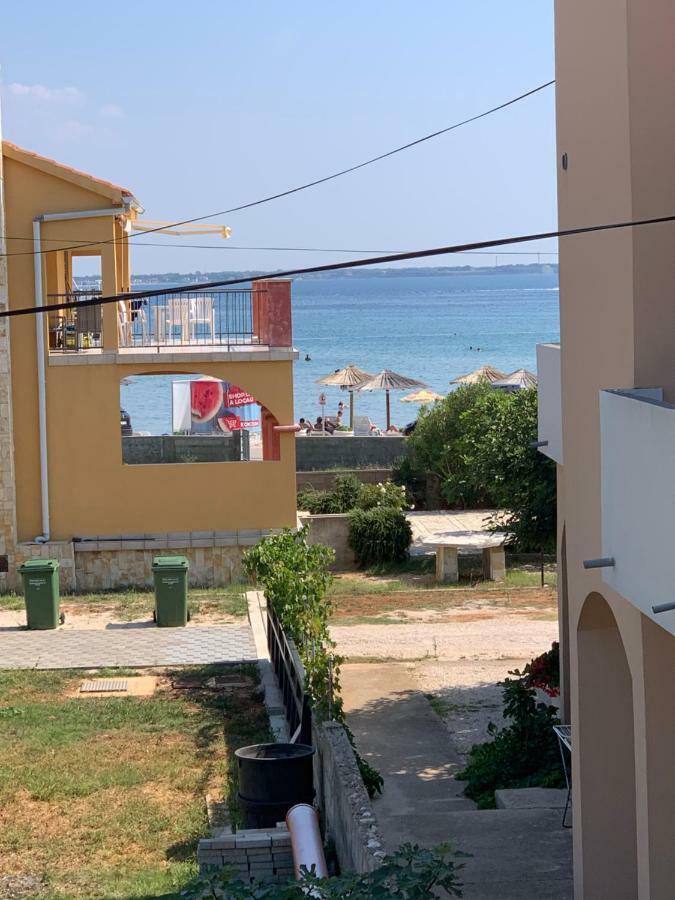 Apartman Petra 1 Vir Εξωτερικό φωτογραφία